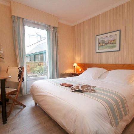 Hotel Sully Nogent-le-Rotrou Exteriér fotografie